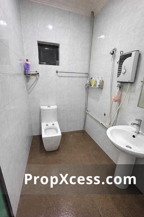 3-Bedroom Terrace / Link for sale in Johor photo 5