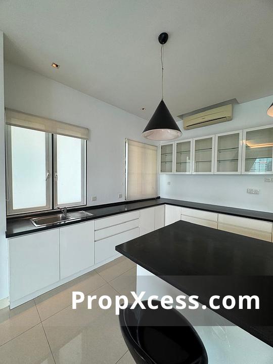 6-Bedroom Condominium for sale in Kuala Lumpur photo 9