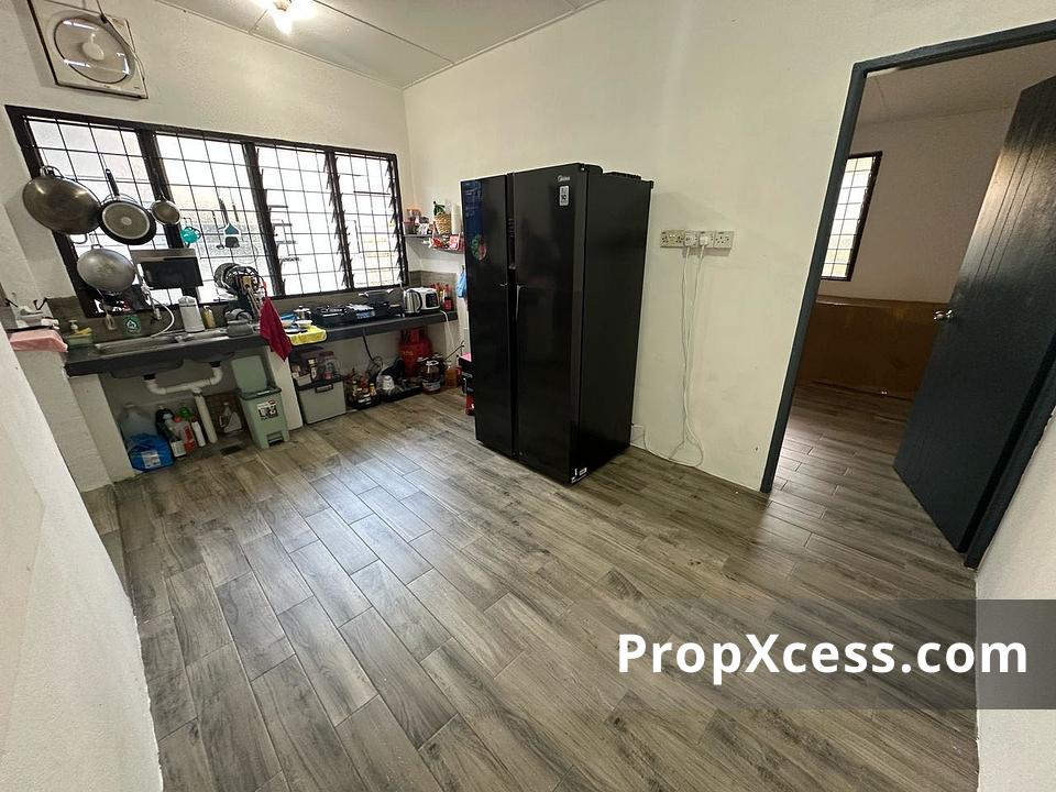 4-Bedroom Terrace / Link for sale in Kuching, Sarawak