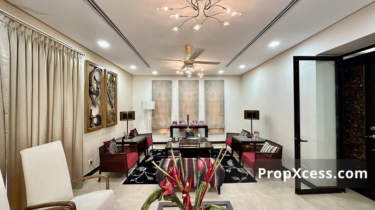 6-Bedroom Bungalow / Detached for sale in Kuala Lumpur photo 17