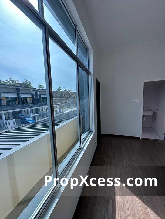 4-Bedroom Terrace / Link for sale in Kota Kinabalu, Sabah photo 9
