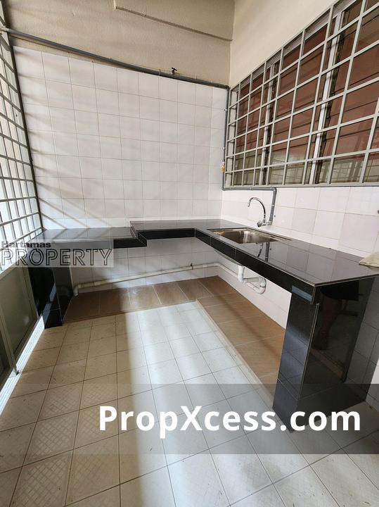 4-Bedroom Terrace / Link for rent in Bandar Utama, Petaling Jaya, Selangor