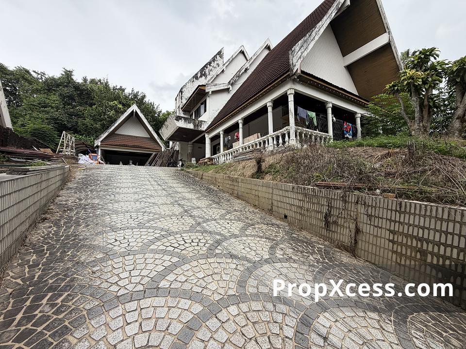 6-Bedroom Bungalow / Detached for sale in Kuala Lumpur photo 1