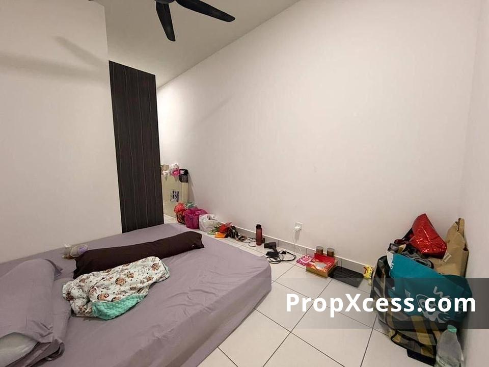 4-Bedroom Terrace / Link for sale in Johor Bahru, Johor photo 6