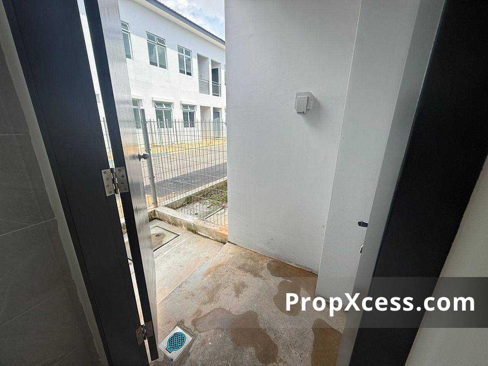 3-Bedroom Terrace / Link for rent in Johor Bahru, Johor photo 6