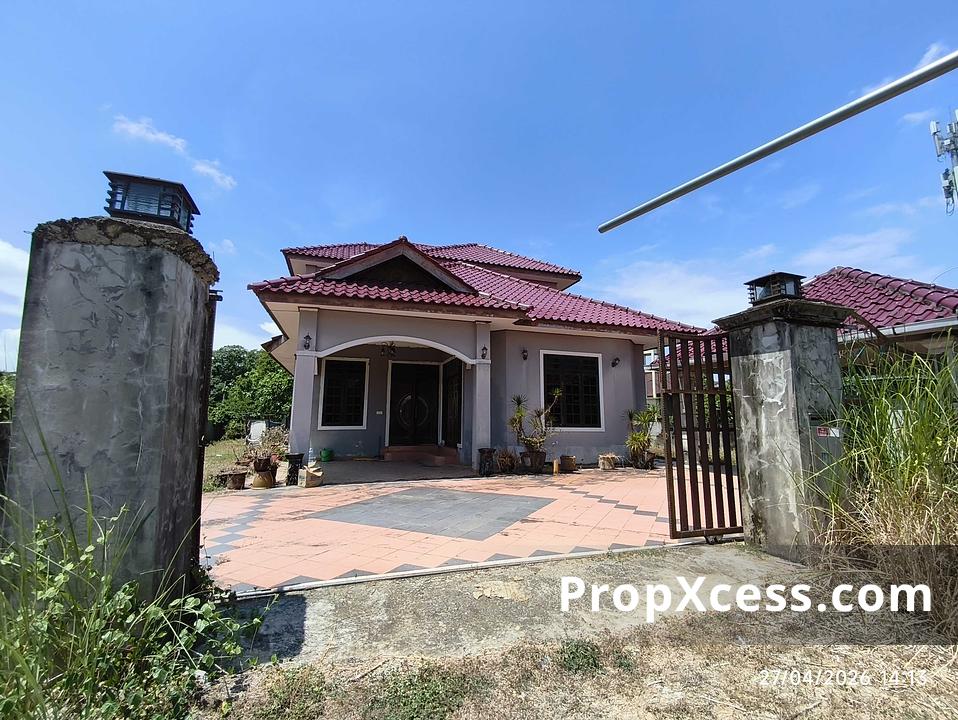 5-Bedroom Bungalow / Detached for sale in Kelantan photo 1