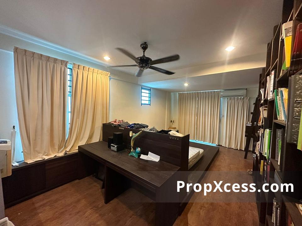 4-Bedroom Terrace / Link for sale in Kota Kinabalu, Sabah photo 2