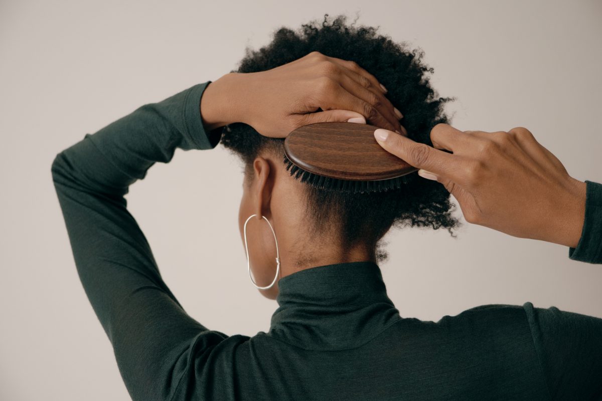 How To Use A Brush On Thick And Curly Hair Brush Coarse Hair