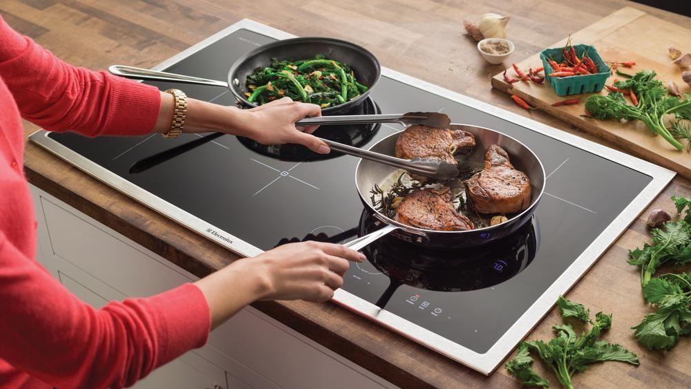 Induction Cooktop Two Frypans