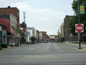 downtown intersection in Effingham