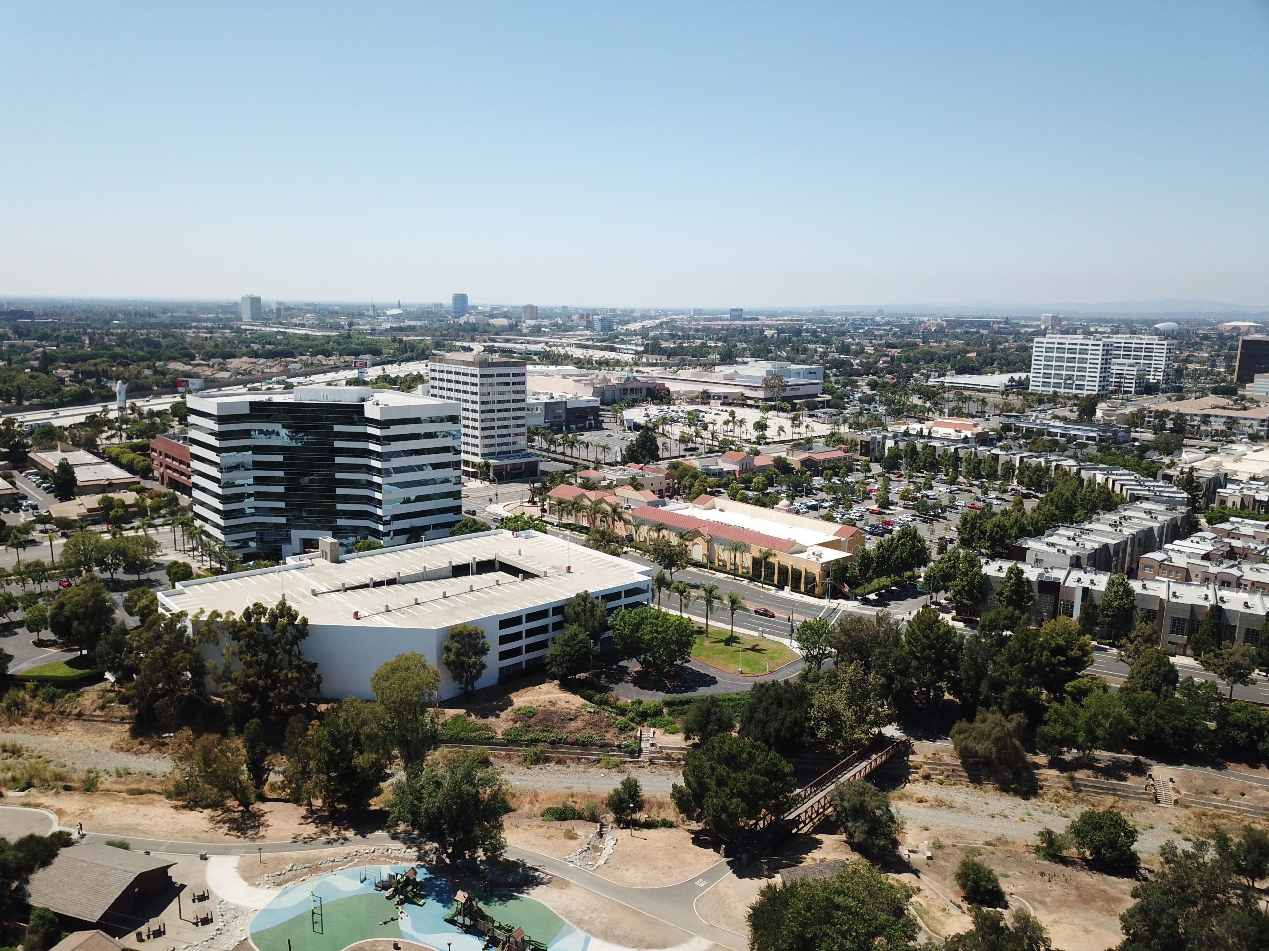 An overhead shot of the city of Santa Ana during the daytime.