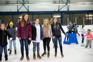 girls skating