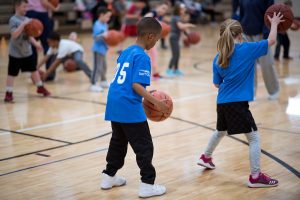 kids playing basketball