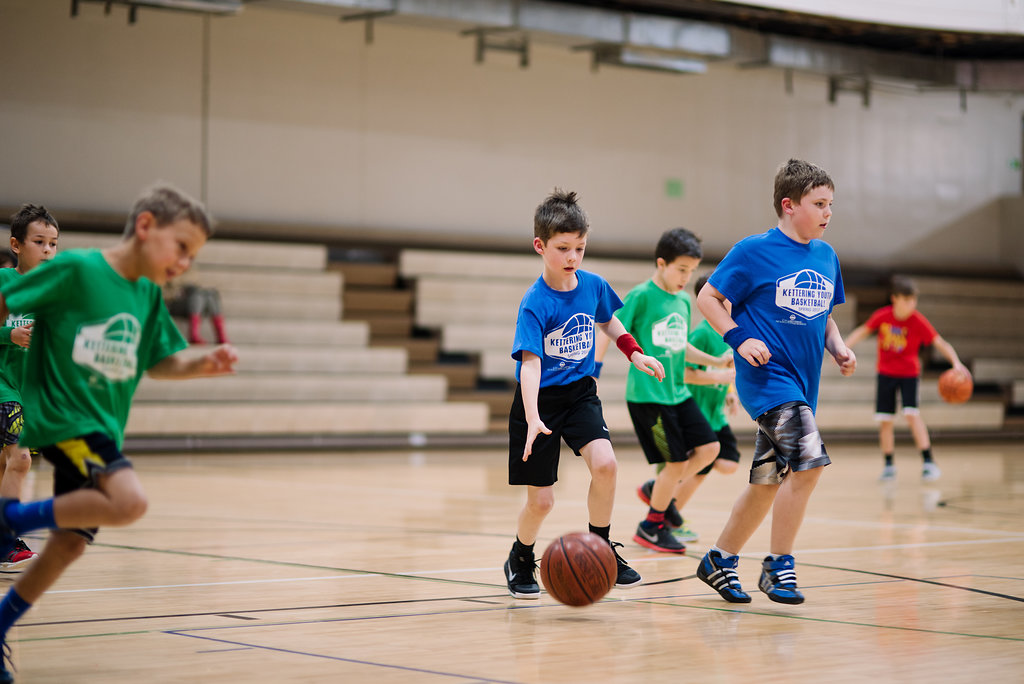 kids playing basketball