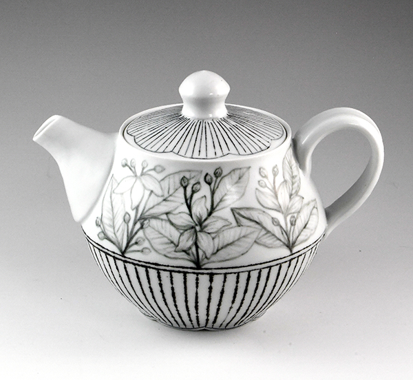 grey teapot