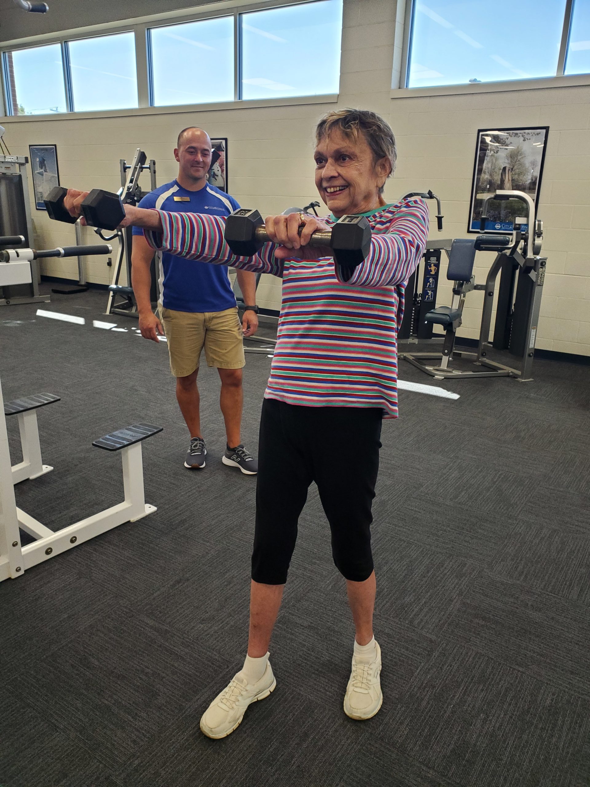 woman lifting weights