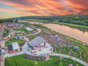 Riverfront Park at Dusk