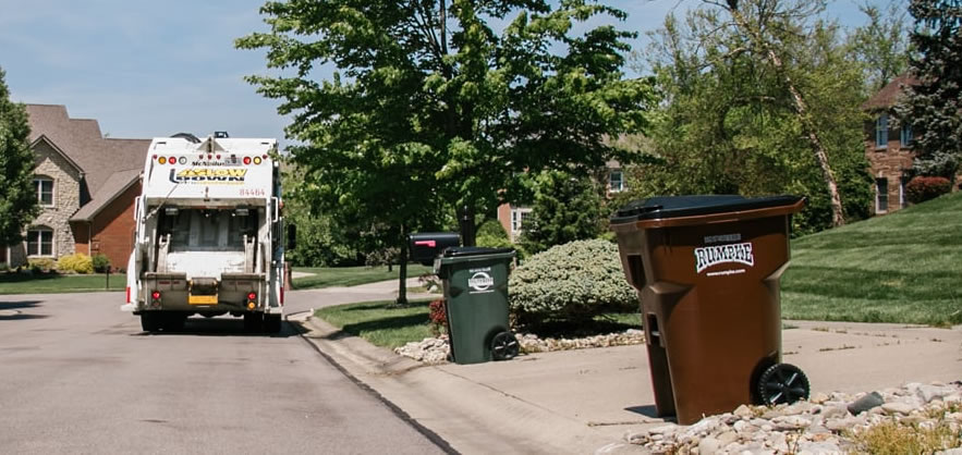 Unlimited Yard Waste Collection Starts October 30 - Montgomery, Ohio