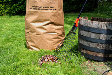 Unlimited Yard Waste Collection Starts October 30 - Montgomery, Ohio