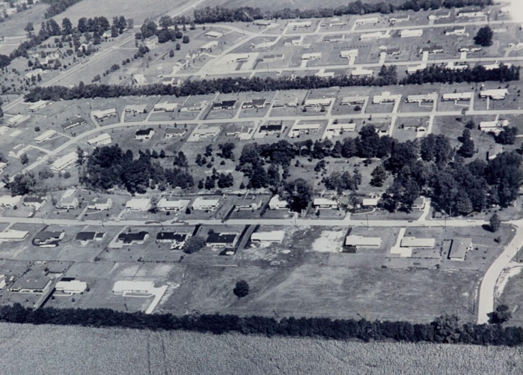 Buxton, Radabaugh, Montgomery Rd Top Left, Hopewell Behind Tree Line At Bottom