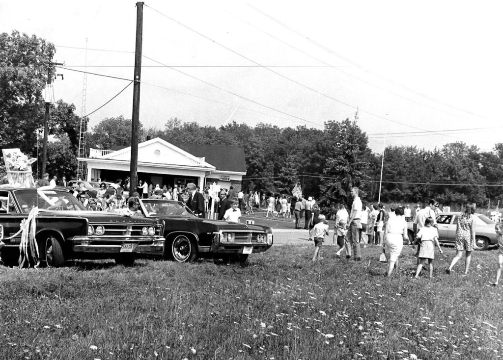 Exterior City Hall 1970