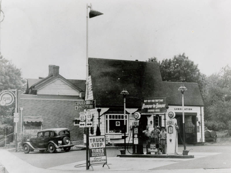 Pure Oil Station - Northwest Corner Of Montgomery And Cooper