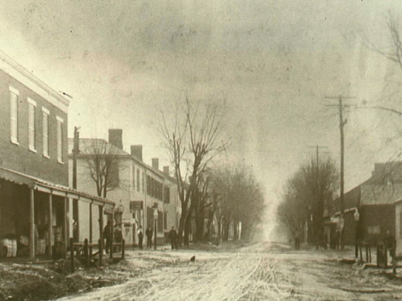 Unpaved Montgomery Road