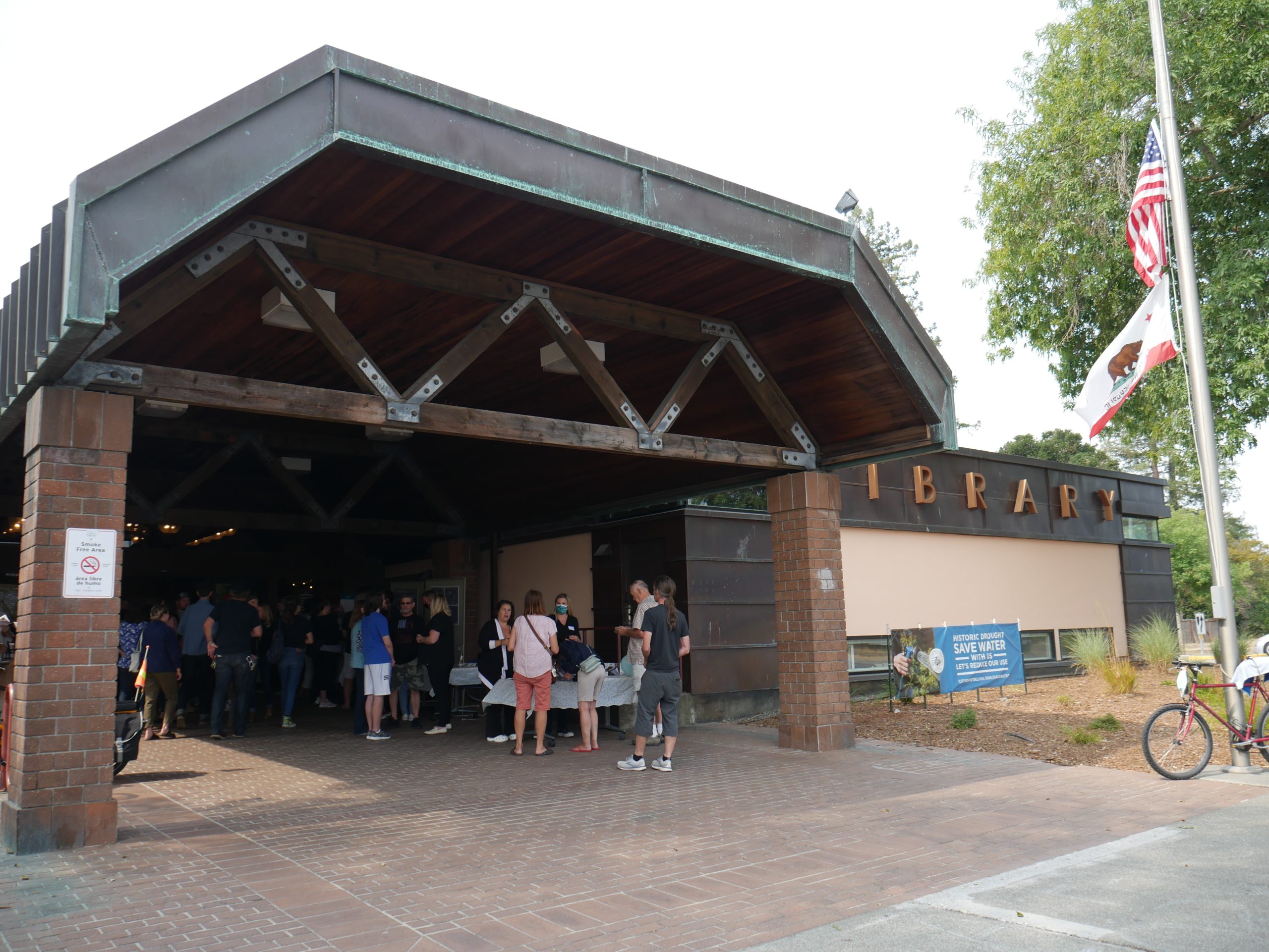 Petaluma Regional Library Exterior