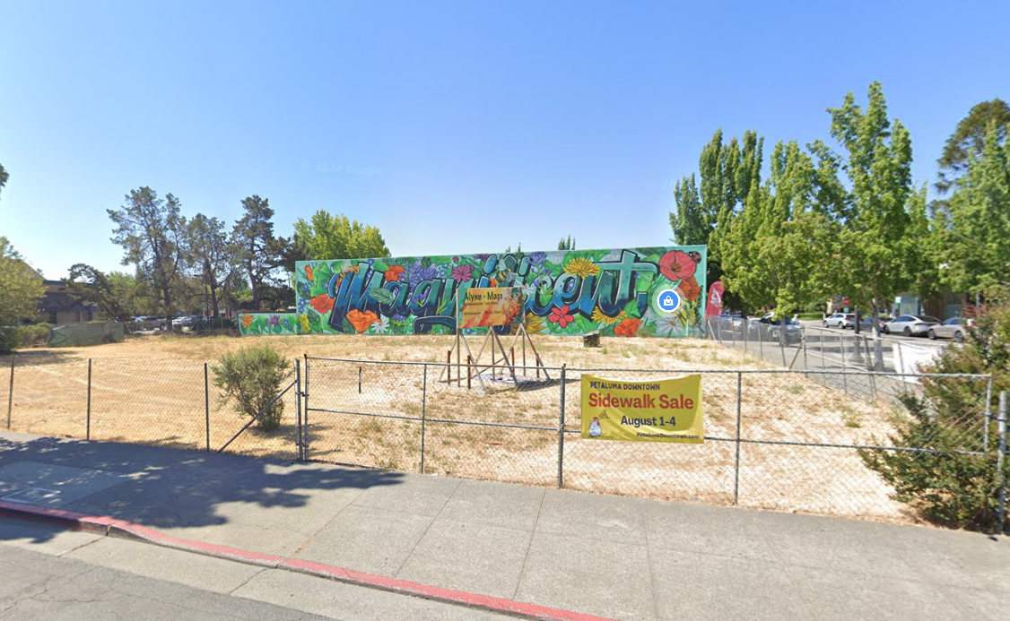 Screenshot 2025-04-30 140042 Google image of the empty lot at B St and Petaluma Blvd S