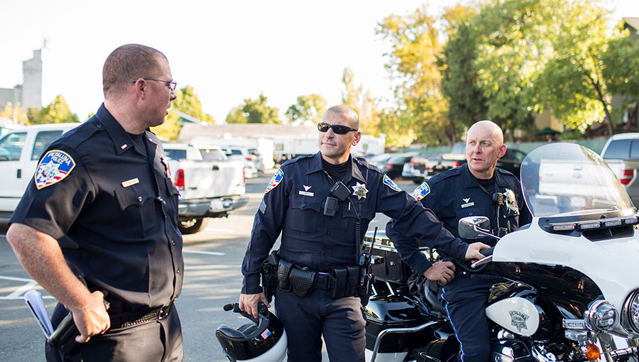 photo of police officers