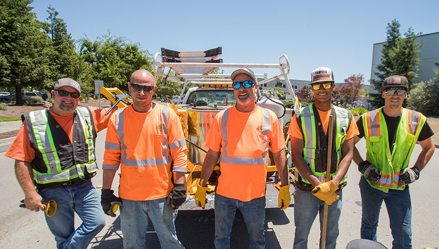 photo of public work employees