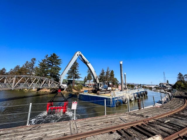 Dredging Photo 4