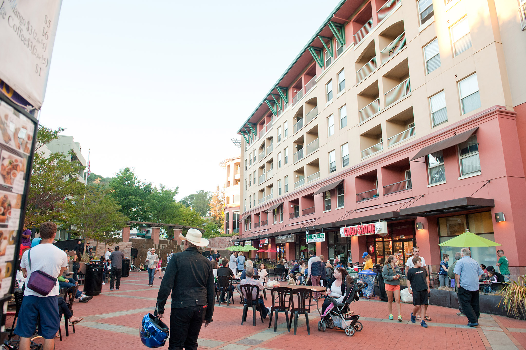 farmers-market-plaza