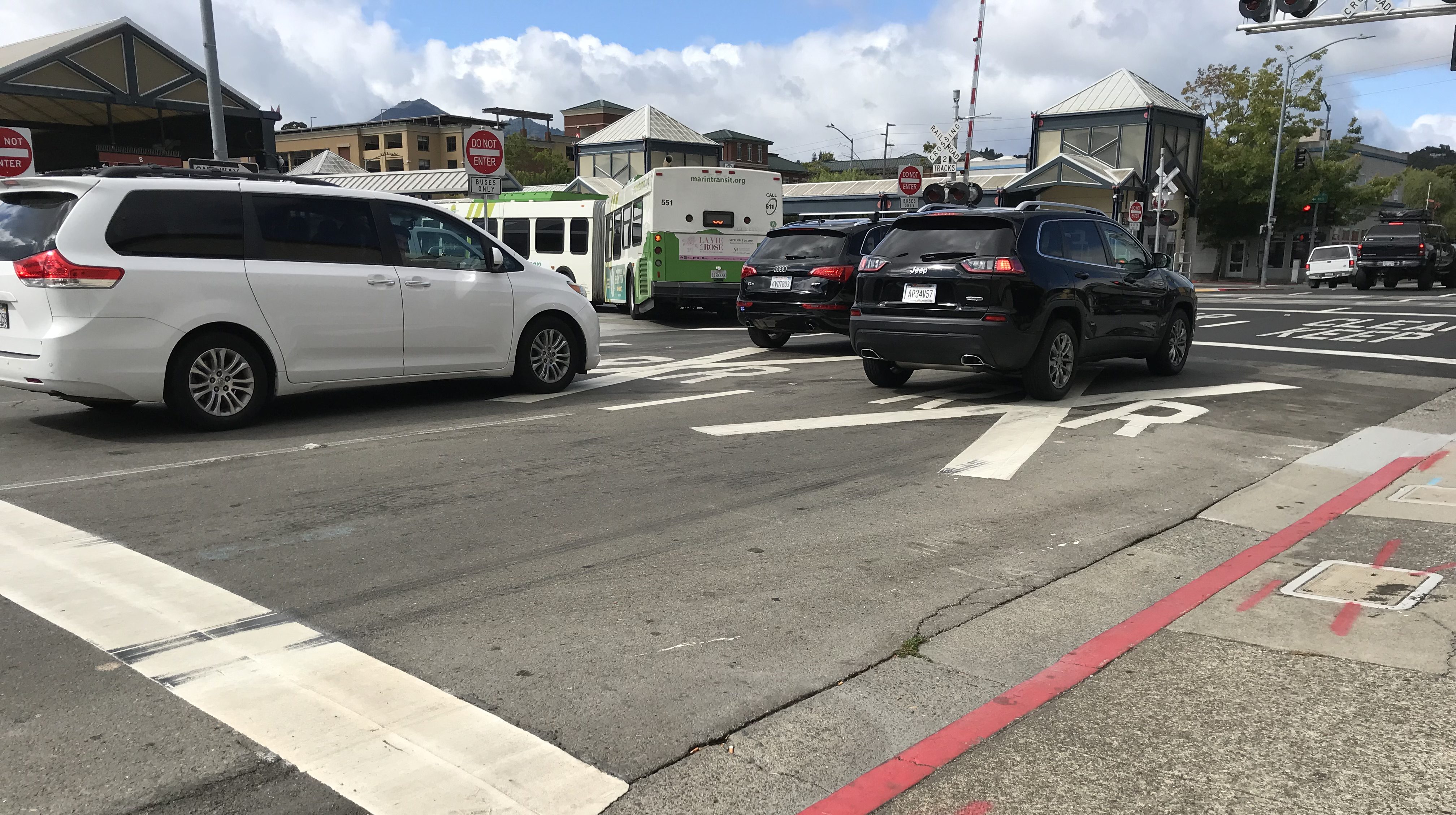 Traffic Signals at Third Street and Tamalpais Avenue