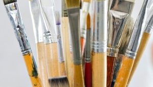 paint brushes