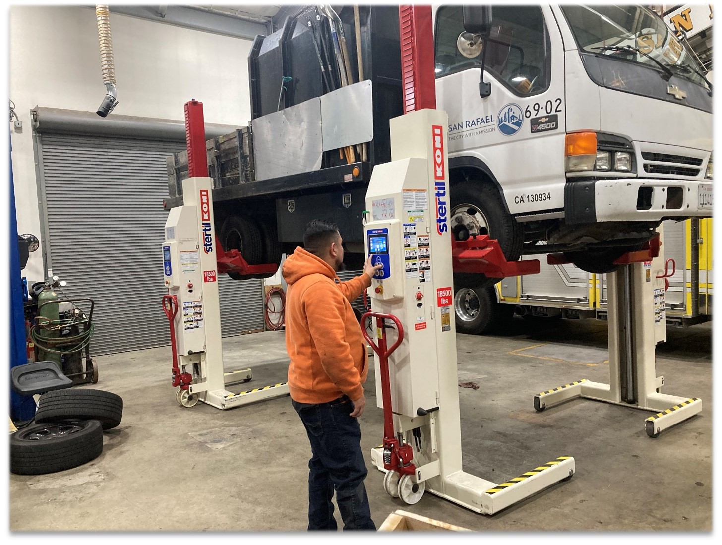 Under Vehicle Lift