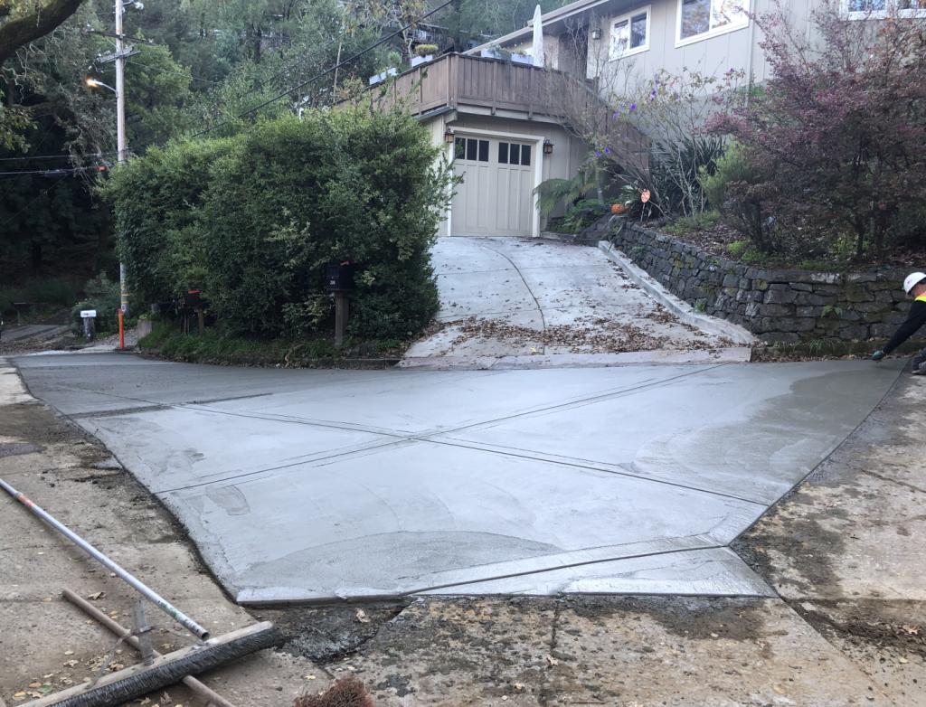 Bungalow Avenue from Woodland Avenue to La Loma Court construction project