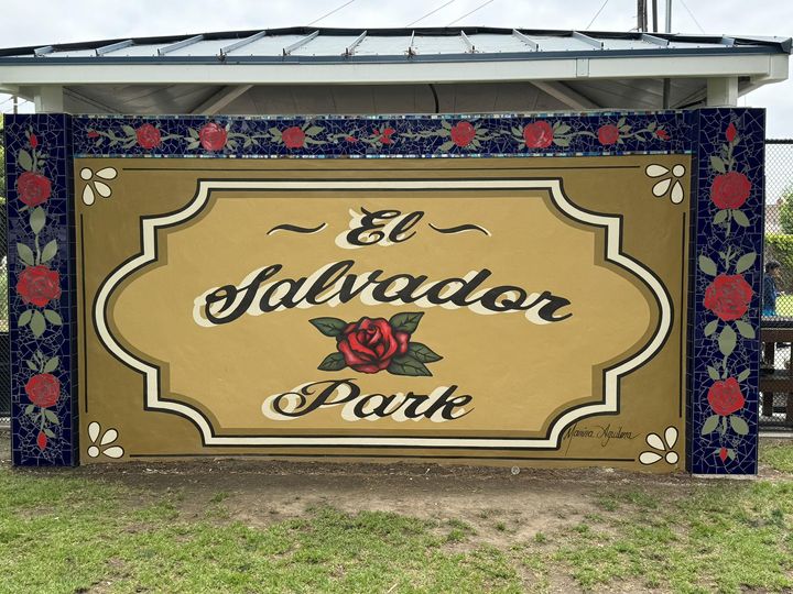 El Salvador Park Mural