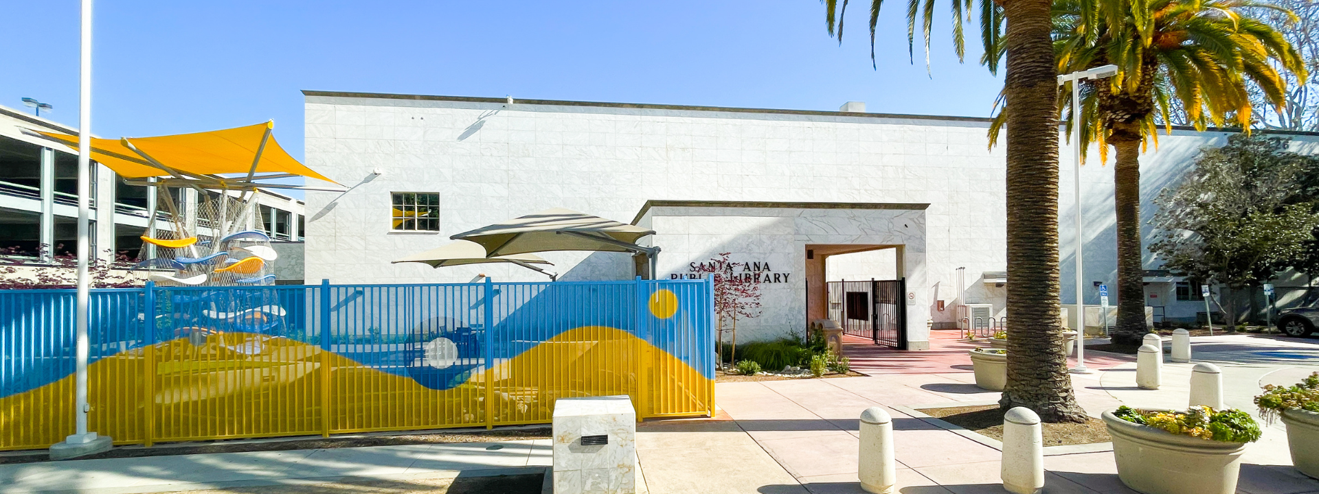 Outside exterior of Santa Ana Library