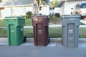 3 Trash Cans