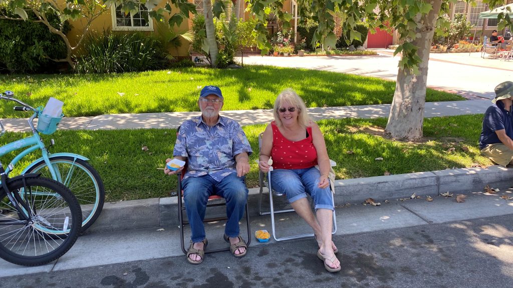 Couple celebrating the Fourth Of July in the Riverview neighborhood