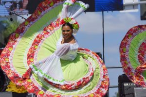 Fiestas Patrias Folklorico Dancer