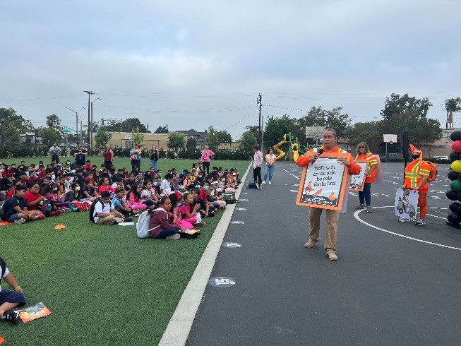 Walk to school day