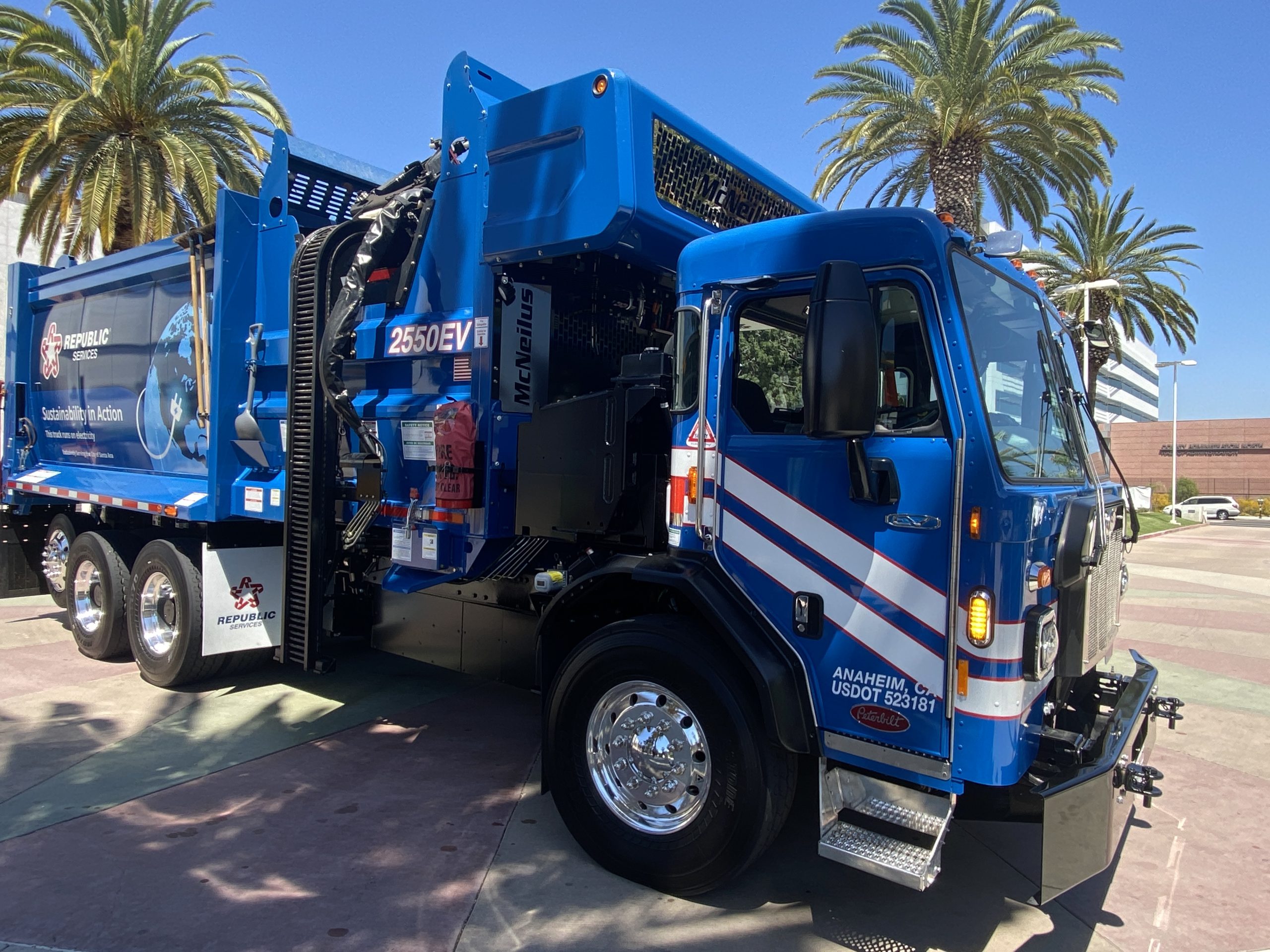 Republic Services EV Truck