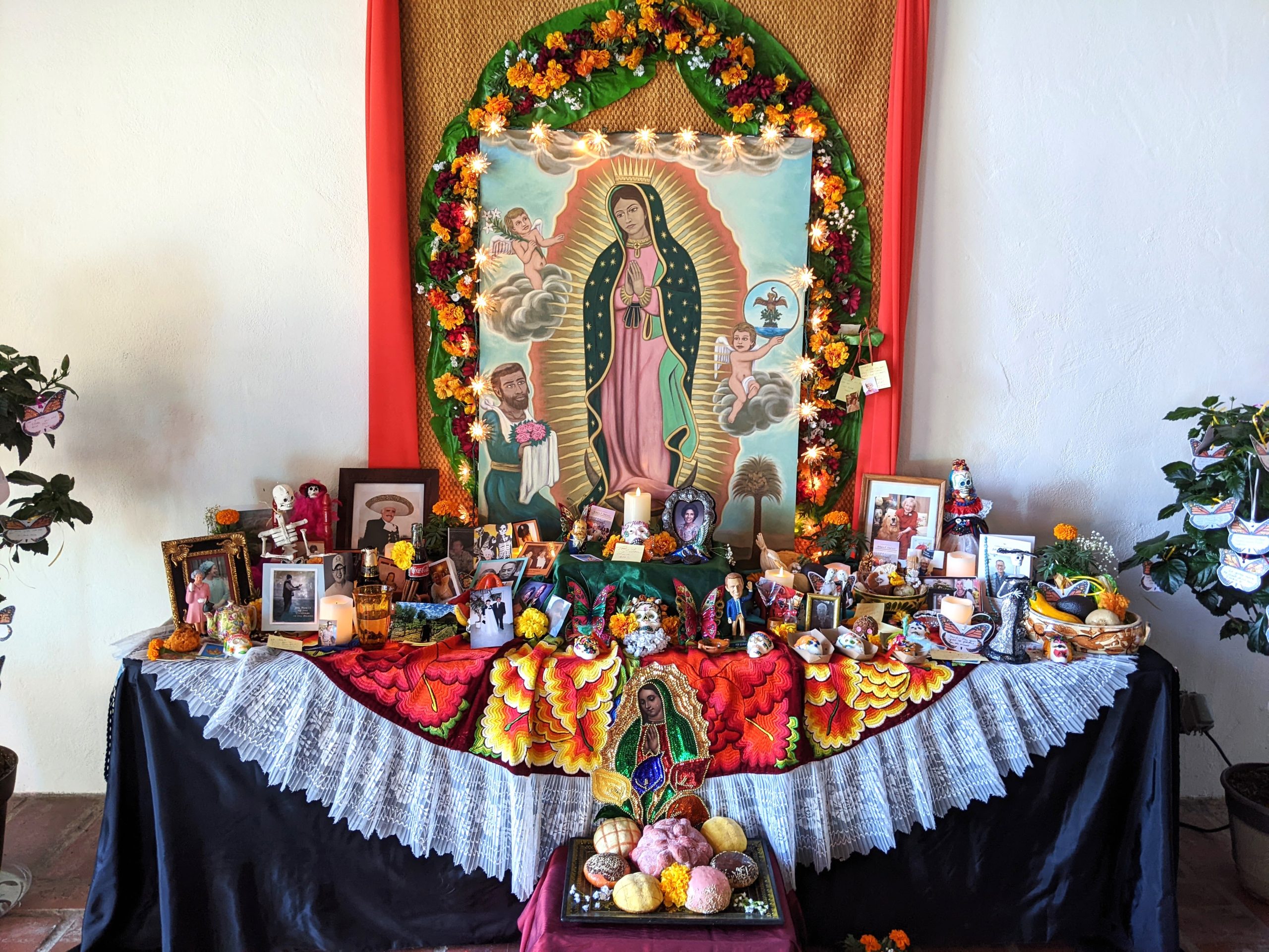 Memorial altar