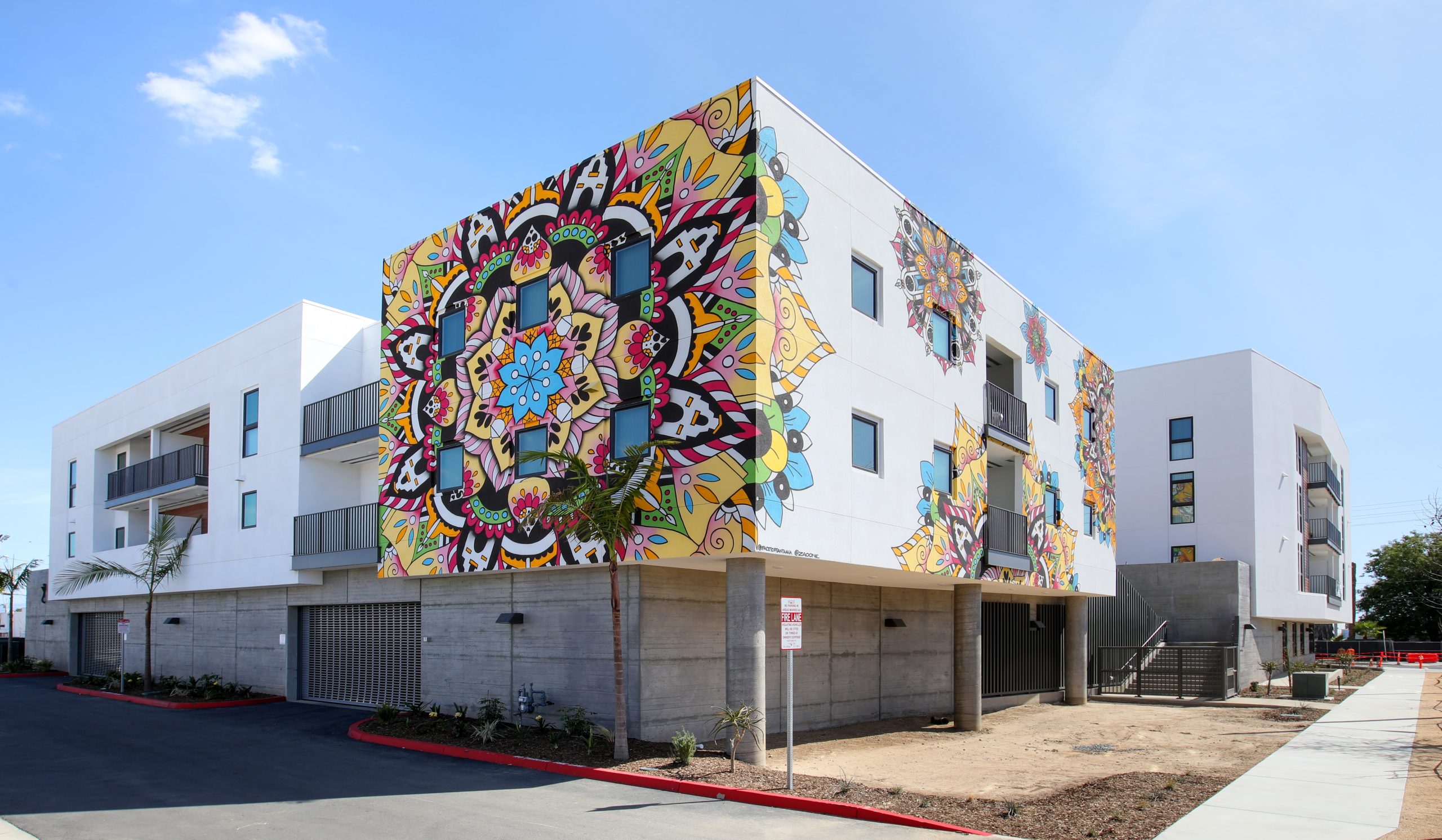 La Placita Cinco Mural