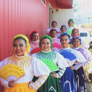 Grupo Folklorico Quetzalen