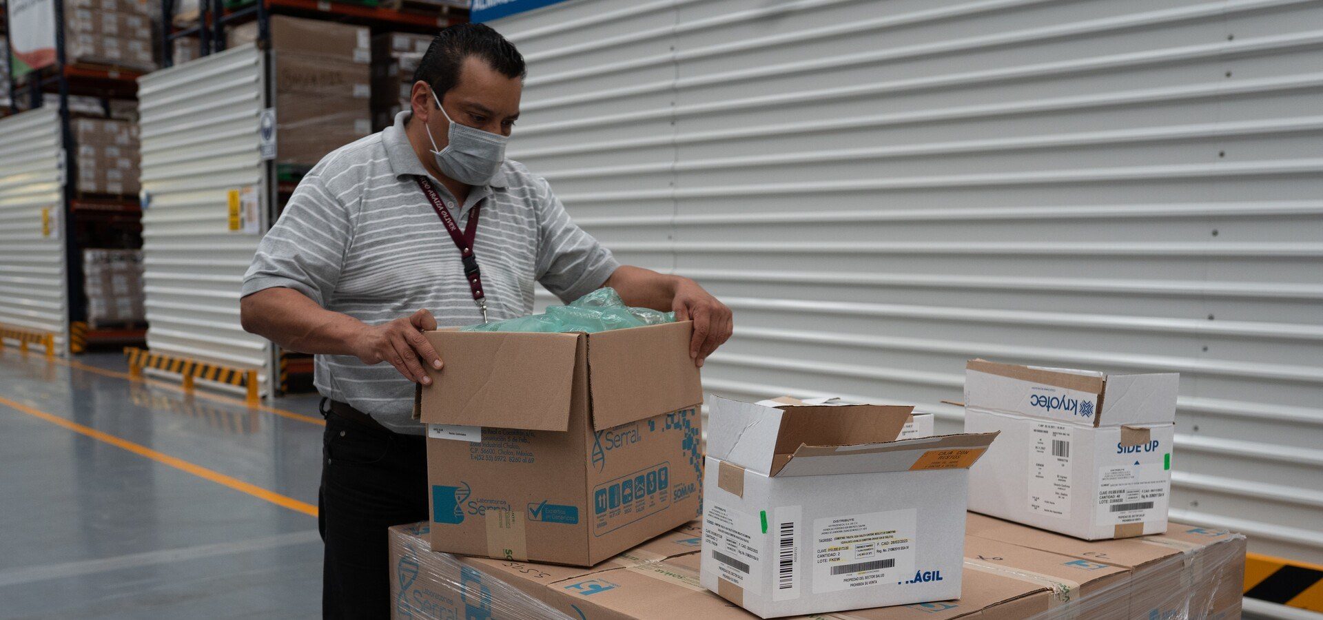Lugar de entrega: operador logístico ISSSTE. Medicamento: Tagrisso, Neotrex, Olumiant. Fecha: 5 de octubre 2021