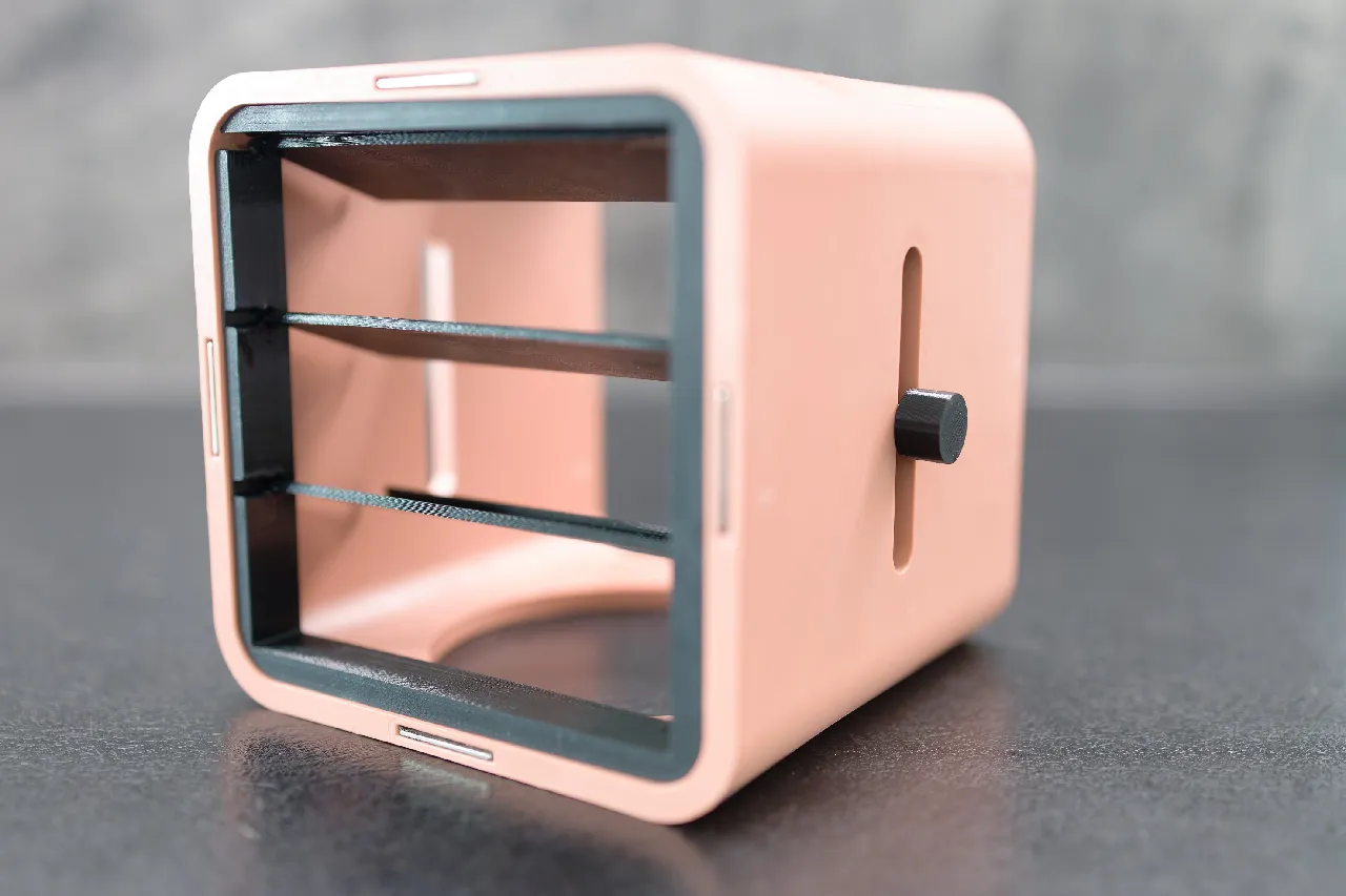 Mechanical device for AlbiLAB cube