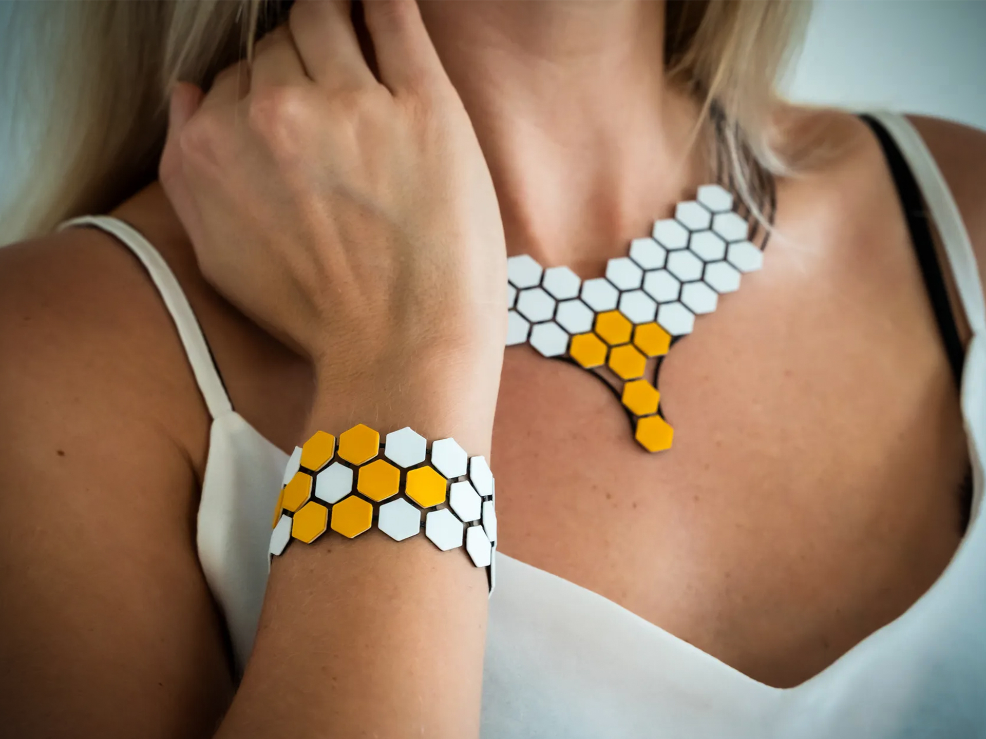 Hexagon Jewelry by Drop.3D